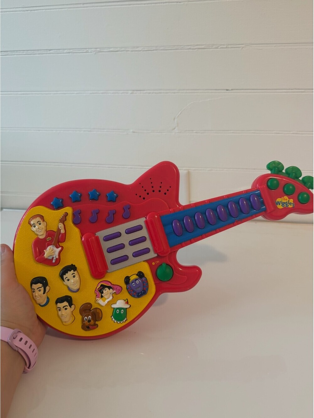 2003 The Wiggles Musical Red Guitar Toy